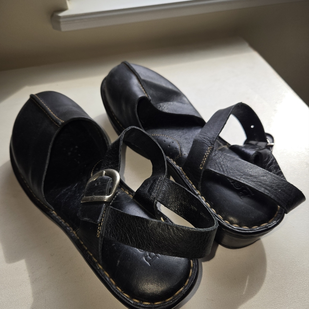 Born clogs